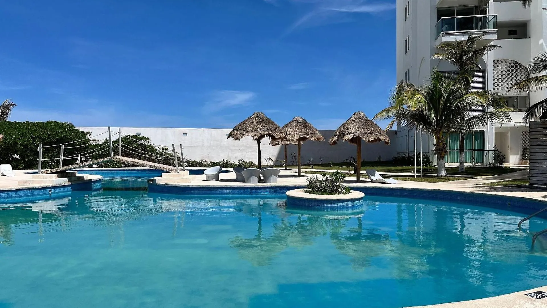 Lägenhet Beautiful Beach Front Pent House In Cancun!!!