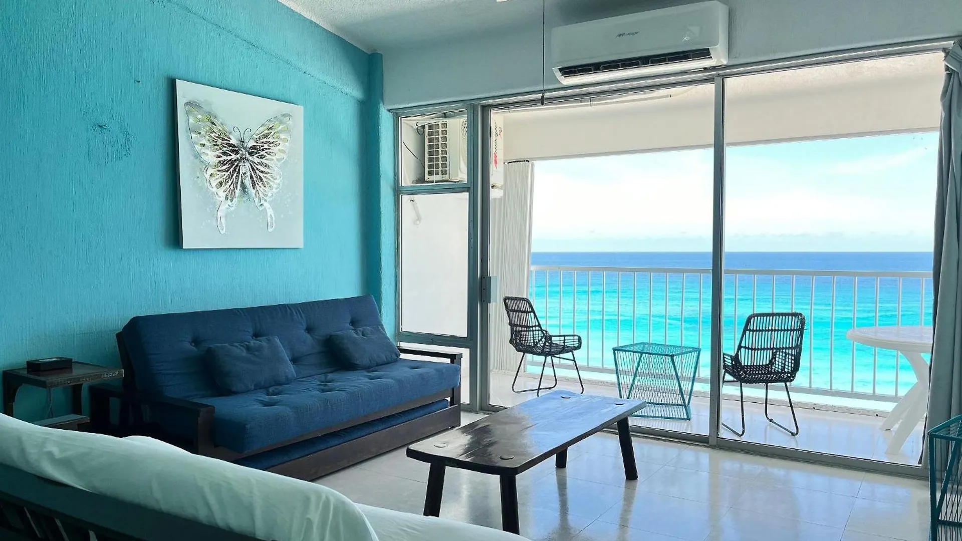 Lägenhet Beautiful Beach Front Pent House In Cancun!!!