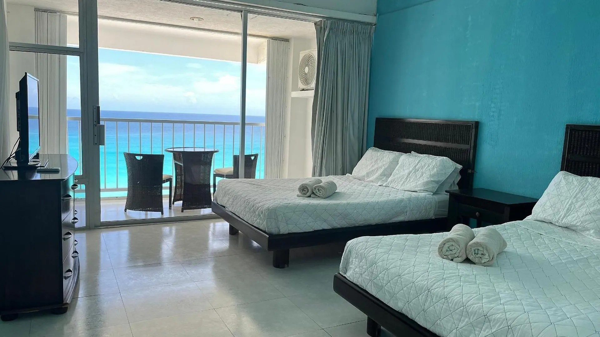 Lägenhet Beautiful Beach Front Pent House In Cancun!!! Mexiko