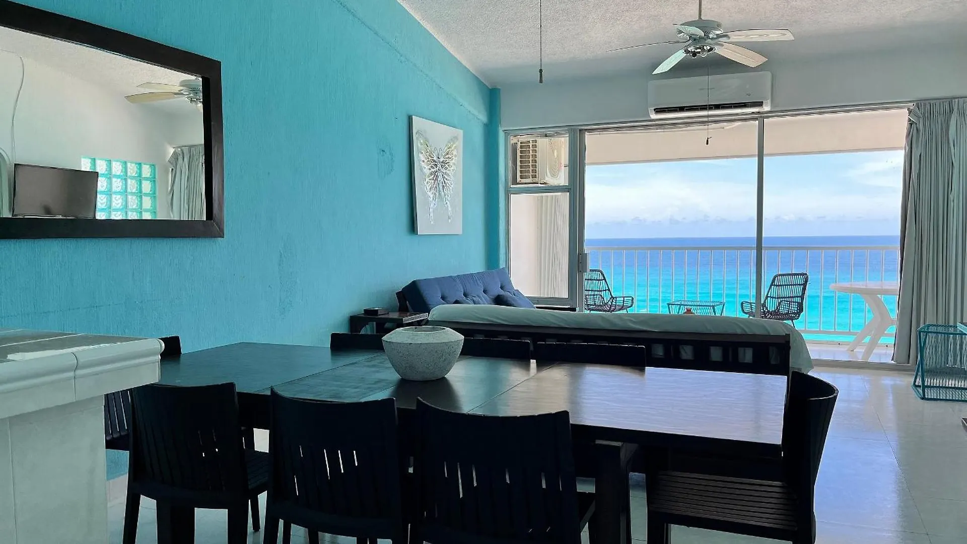 Beautiful Beach Front Pent House In Cancun!!!
